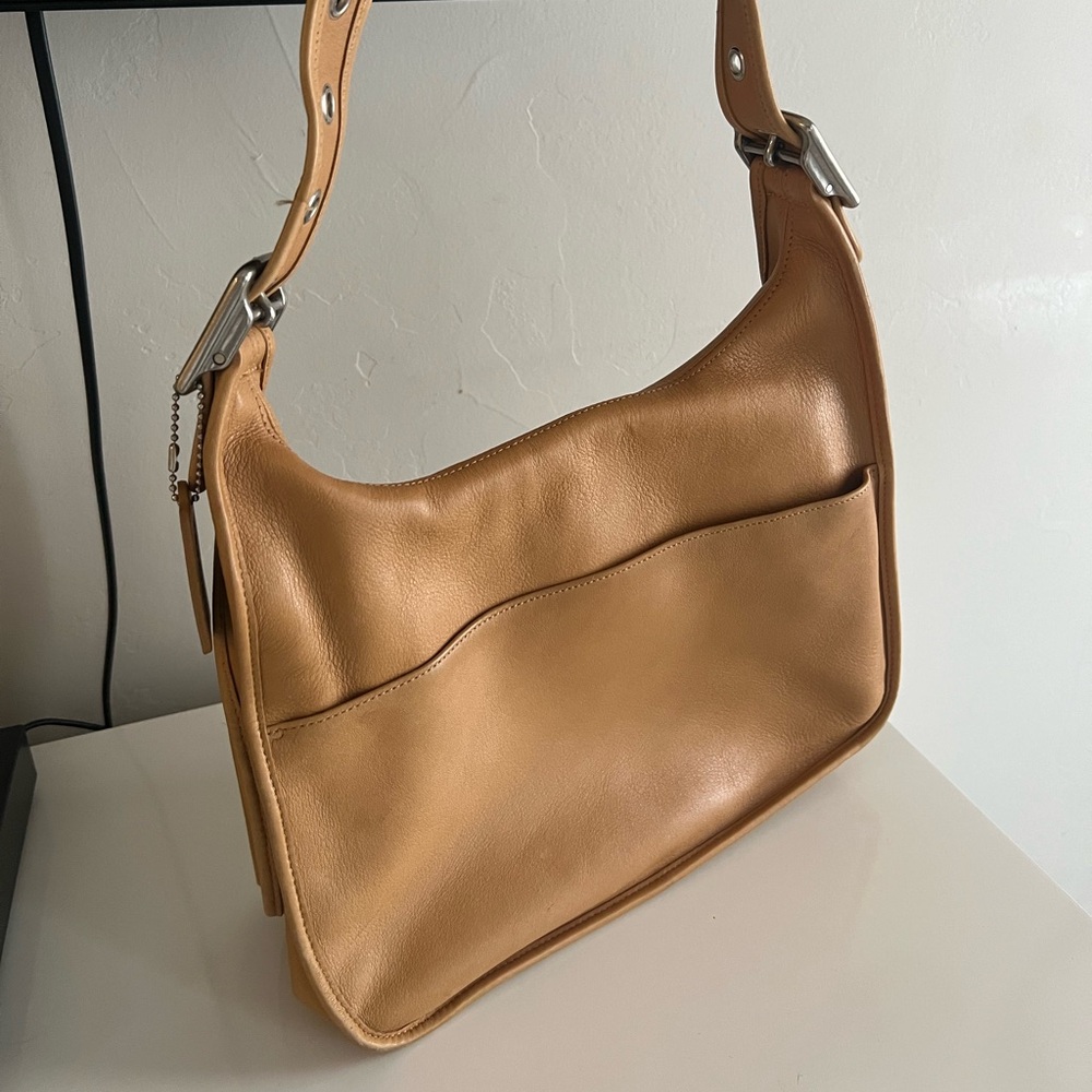 Coach Tan Leather Shoulder Bag with Silver Hardware 9718 - Picture 2 of 6